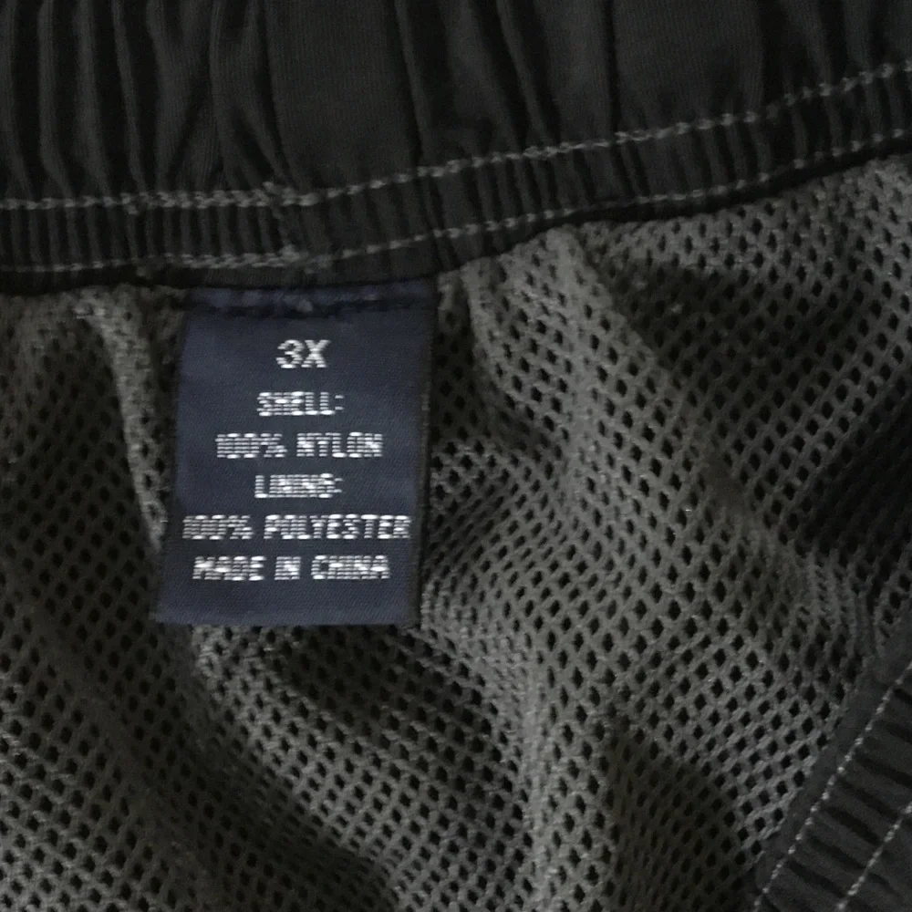 Roundtree & Yorke-NWOT-Black Cargo Swim Shorts with Drawstring